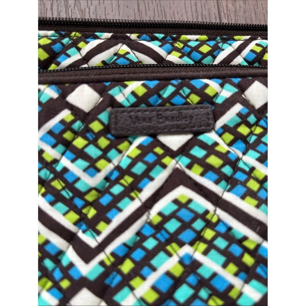 Vera Bradley compact quilted